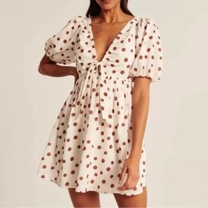 Abercrombie & Fitch Cinch-front White Mini Dress with Brown Polka Dots SIZE M